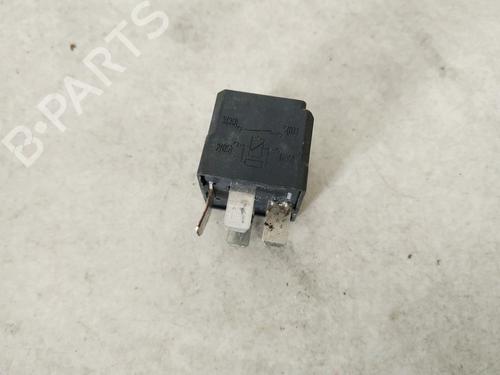 Used Electronic sensor Electronic sensor OPEL ZAFIRA / ZAFIRA FAMILY B (A05) 1.9 CDTI (M75) (150 hp) 33080159 33080159