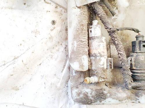 washer-pump-mercedes-benz-c-class-w203-2000-2001-2002-2003-2004-2005-2006-2007-35273486 main image
