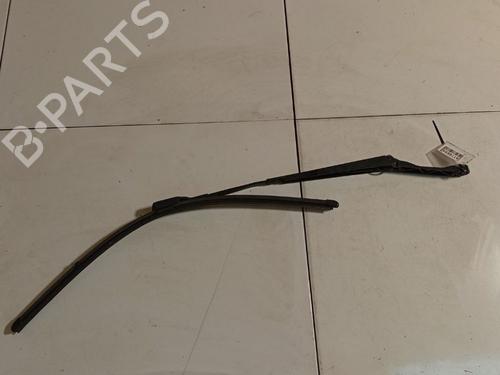 front-windshield-wiper-arm-opel-astra-j-p10-2009-2010-2011-2012-2013-2014-2015-2016-33098492 main image