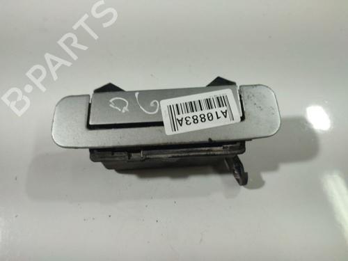 front-right-exterior-door-handle-audi-a4-b5-8d2-1994-1995-1996-1997-1998-1999-2000-2001-34843565 main image
