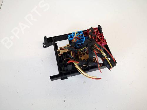 Fuse box VW TIGUAN (5N_) 2.0 TDI | BP32957572E1 - Image 3