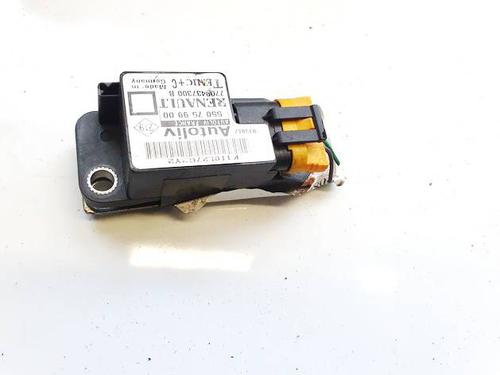 Used Electronic module Electronic module RENAULT MEGANE I (BA0/1_) 1.6 16V (BA04, BA0B, BA11, BA1J, BA16, BA19, BA1K, BA1V,... (107 hp) 33815185 33815185