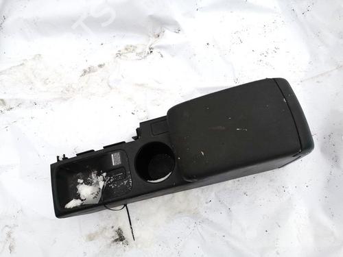 Used Armrest / Center console Armrest / Center console 35473189 35473189