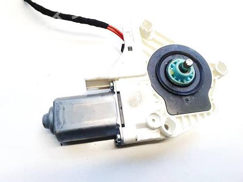 left-front-window-motor-mercedes-benz-c-class-w204-2007-2008-2009-2010-2011-2012-2013-2014-2015-34867905 main image