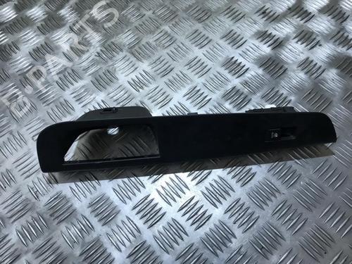 Used Switch Switch KIA CEE'D Hatchback (ED) 1.6 CRDi 128 (128 hp) 33492019 33492019