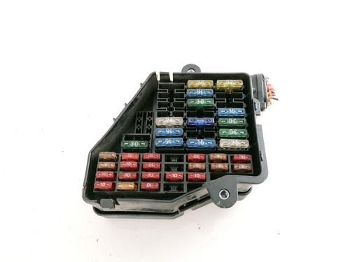 fuse-box-audi-a4-b5-8d2-1994-1995-1996-1997-1998-1999-2000-2001-33079020 main image