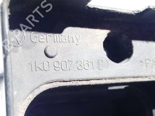 Fuse box VW GOLF V (1K1) 1.9 TDI | BP32606340E1 - Image 3