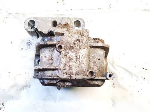 Used Engine mount Engine mount VW PASSAT B6 (3C2) 2.0 TDI (140 hp) 32940338 32940338