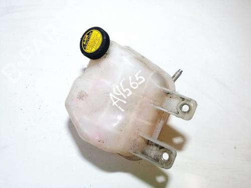 Used Expansion tank Expansion tank TOYOTA RAV 4 II (_A2_) 2.0 D 4WD (CLA20_, CLA21_, CLA20R, CLA21R) (116 hp) 35843894 35843894