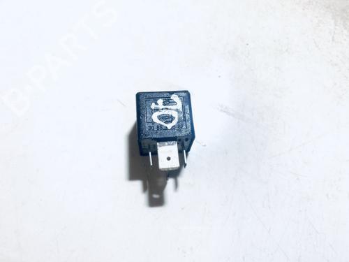 other-vw-passat-b5-variant-3b5-1997-1998-1999-2000-2001-33105919 main image