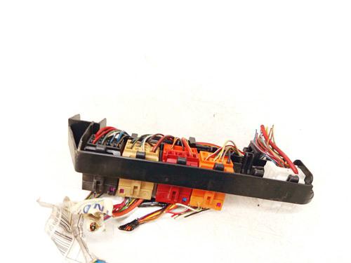 Used Fuse box Fuse box 38431539 38431539