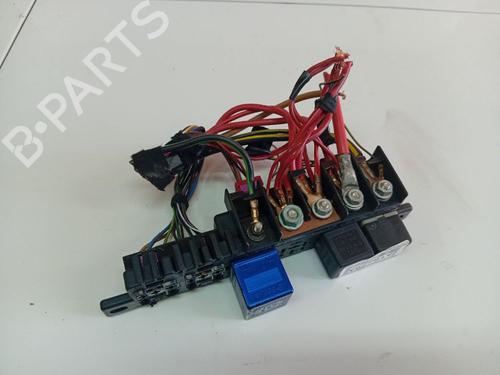 Used Fuse box Fuse box VW PASSAT B5 Variant (3B5) 1.9 TDI (110 hp) 33730892 33730892