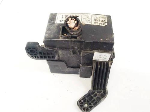 Used Fuse box KIA SORENTO II (XM) 2.2 CRDi (197 hp) 32608360