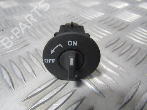 Used Switch Switch RENAULT MEGANE II (BM0/1_, CM0/1_) 1.4 16V (82 hp) 33496591 33496591