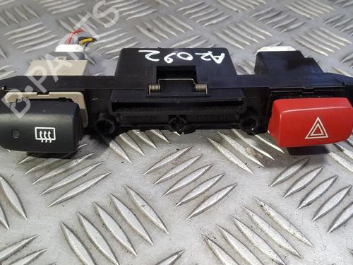 Used Warning switch Warning switch KIA RIO II (JB) 1.4 16V (97 hp) 35690487 35690487