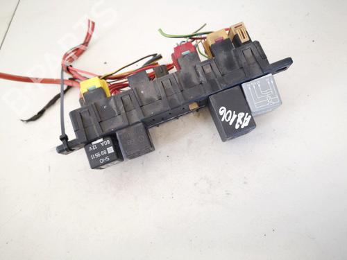 Used Fuse box Fuse box AUDI A4 B5 (8D2) 1.8 (125 hp) 32908069 32908069