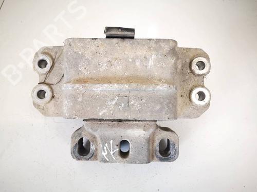 Used Engine mount Engine mount SKODA OCTAVIA II (1Z3) 1.9 TDI (105 hp) 32555399 32555399