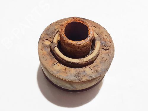 Used Engine mount Engine mount MERCEDES-BENZ M-CLASS (W163) ML 270 CDI (163.113) (163 hp) 33103869 33103869