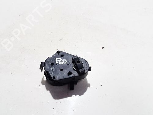 Used Electronic module Electronic module BMW 5 (E60) 525 d (197 hp) 33526846 33526846