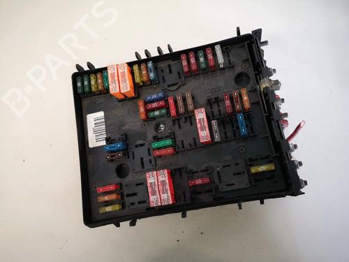 Used Fuse box Fuse box AUDI A3 (8P1) 2.0 TDI 16V (140 hp) 32874468 32874468