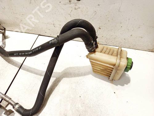 power-steering-reservoir-bmw-x5-e70-2006-2007-2008-2009-2010-2011-2012-2013-34886503 main image