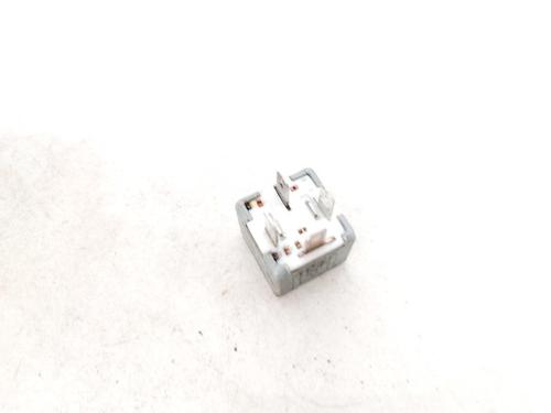 Electronic sensor AUDI 80 B4 Saloon (8C2) 1.9 TDI | BP33072868M84 - Image 2