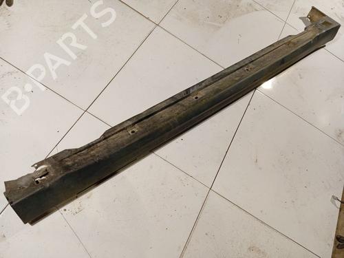 Used Right sideskirt Right sideskirt 34845848 34845848