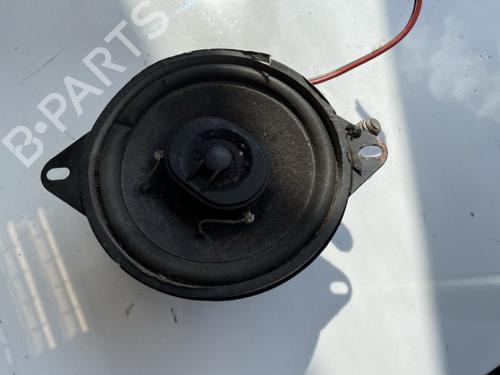 Used Speaker Speaker AUDI 80 B3 Saloon (893, 894, 8A2) 1.8 (75 hp) 32879866 32879866