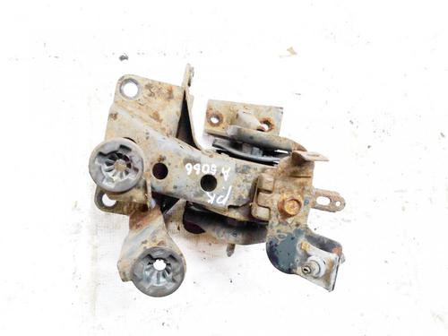 Used Engine mount Engine mount NISSAN X-TRAIL I (T30) 2.2 dCi (136 hp) 33105838 33105838