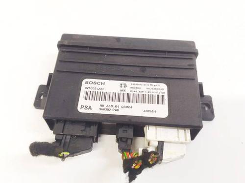 Used Electronic module CITROËN C5 III (RD_) 2.0 HDi (RDRHD8, RDRHDJ, RDRHR8, RDRHRJ) (136 hp) 32618293