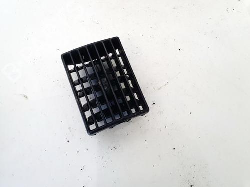 Used Air vent Air vent AUDI 80 B4 Saloon (8C2) 2.0 E (115 hp) 32885793 32885793