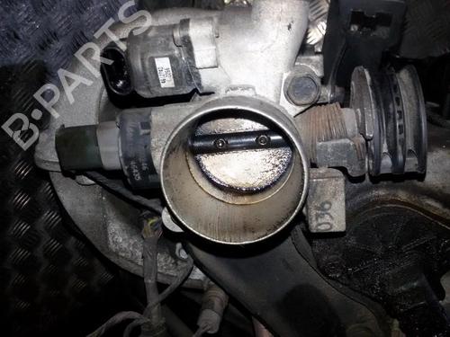 Used Throttle body Throttle body CHRYSLER VOYAGER / GRAND VOYAGER III (GS_, NS_) 2.4 i (151 hp) 35655482 35655482