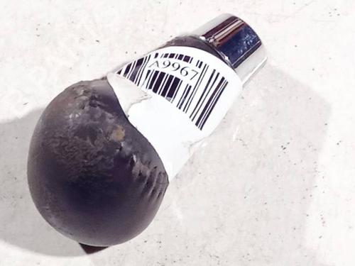 Used Shift knob Shift knob 35065871 35065871