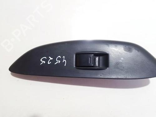 Used Switch Switch TOYOTA YARIS (_P1_) 1.4 D-4D (NLP10_, NLP10R) (75 hp) 33507389 33507389