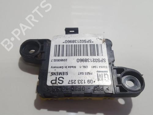 Used Electronic module Electronic module OPEL ASTRA G Hatchback (T98) 2.0 DI (F08, F48) (82 hp) 33505939 33505939