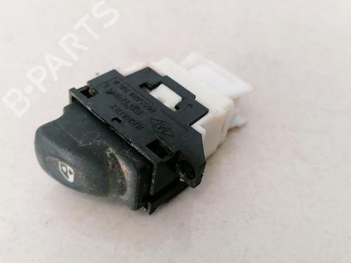 Used Switch Switch RENAULT LAGUNA I (B56_, 556_) 1.8 16V (B563, B564) (120 hp) 33070198 33070198