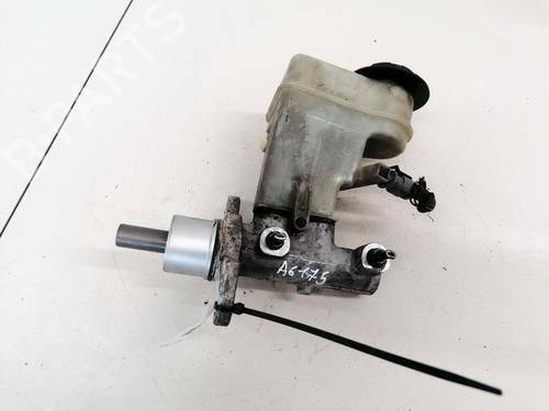 Used Brake master cylinder Brake master cylinder SAAB 9-3 (YS3F, E79, D79, D75) 2.2 TiD (125 hp) 35569543 35569543