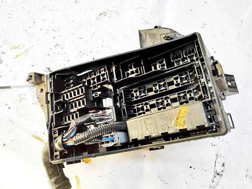 Used Fuse box Fuse box LEXUS IS II (_E2_) 220d (ALE20) (177 hp) 33103644 33103644