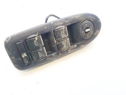 BP32537942I30 main image