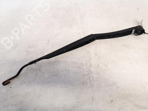 front-windshield-wiper-arm-hyundai-santa-fe-ii-cm-2005-2006-2007-2008-2009-2010-2011-2012-2013-2014-2015-32892657 main image