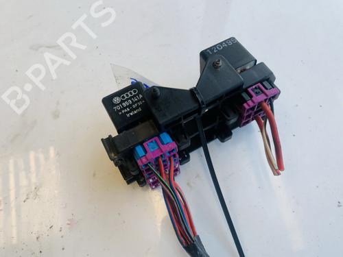 Fuse box AUDI A6 C4 Avant (4A5) 2.5 TDI | BP33095956E1 - Image 3