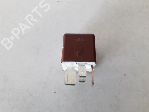 Used Electronic sensor Electronic sensor TOYOTA AVENSIS VERSO (_M2_) 2.0 D (CLM20_, CLM20R) (116 hp) 33074130 33074130