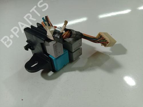 Used Fuse box Fuse box PEUGEOT 107 (PM_, PN_) 1.0 (68 hp) 36207737 36207737