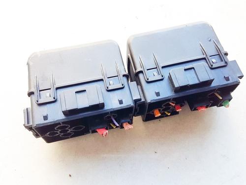 fuse-box-renault-scenic-ii-jm01_-2003-2004-2005-2006-2007-2008-2009-2010-33528781 main image