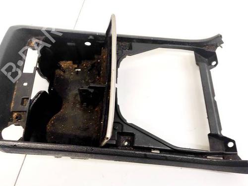Used Cup/Object holder Cup/Object holder VOLVO XC90 I (275) D5 AWD (163 hp) 35325859 35325859