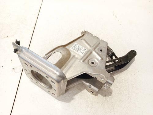 Støtte Støtte VW PASSAT B6 (3C2) 1.9 TDI (105 hp) 32558481 32558481