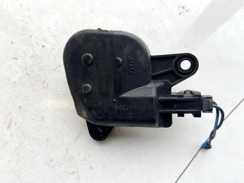 Used Electronic module Electronic module CHRYSLER VOYAGER IV (RG, RS) 2.5 CRD (141 hp) 32887240 32887240