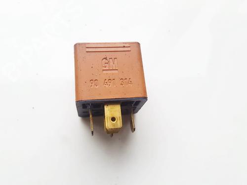 Used Electronic sensor Electronic sensor OPEL VECTRA B (J96) 2.0 DTI 16V (F19) (101 hp) 33519331 33519331