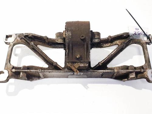 Used Engine mount Engine mount JAGUAR XF I (X250) 2.7 D (207 hp) 32944890 32944890