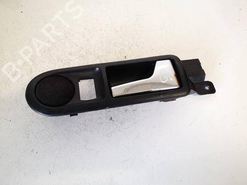 Used Rear right interior door handle Rear right interior door handle VW GOLF IV (1J1) 1.9 TDI (115 hp) 35075454 35075454